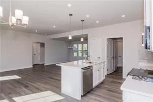 7055 Rivendell Cir, Dayton, OH 45459 - Photo 7