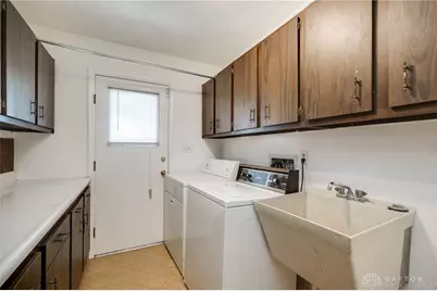 325 Beechgrove Drive, Englewood, OH 45322 - Photo 23