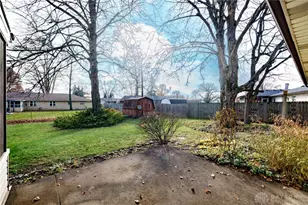 325 Beechgrove Dr, Englewood, OH 45322 - Photo 45