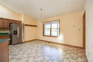 827 Shaney Ln, Brookville, OH 45309 - Photo 17