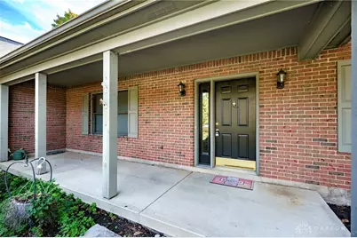 827 Shaney Lane, Brookville, OH 45309 - Photo 5