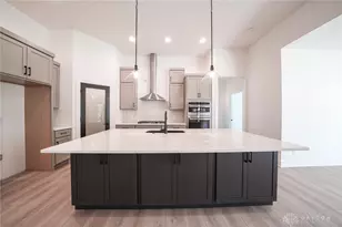 9155 Remy Ct, Clearcreek Twp, OH 45458 - Photo 5