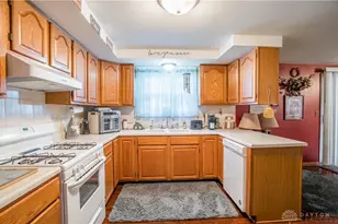 6601 Grovehill Dr, Huber Heights, OH 45424 - Photo 11