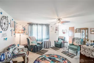 6601 Grovehill Dr, Huber Heights, OH 45424 - Photo 9