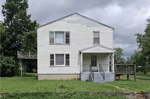 46 Lake St, Xenia, OH 45385 - Photo 1