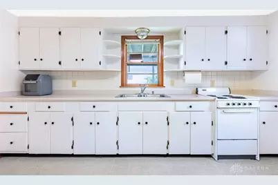 46 Lake Street, Xenia, OH 45385 - Photo 5