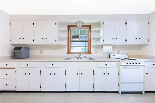 46 Lake St, Xenia, OH 45385 - Photo 5