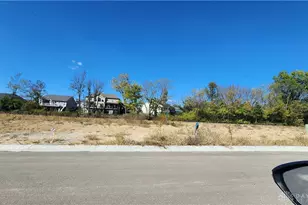 3089 Canvasback Ct, Franklin Twp, OH 45005 - Photo 5