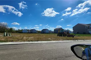 3074 Canvasback Ct, Franklin Twp, OH 45005 - Photo 5