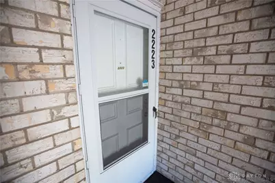 2223 Crew Circle, Dayton, OH 45439 - Photo 3