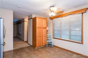 6686 Oakwood Ln, Dayton, OH 45424 - Photo 13