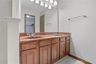 826 Pine Needles Dr, Dayton, OH 45458 - Photo 21