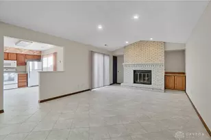 826 Pine Needles Dr, Dayton, OH 45458 - Photo 9