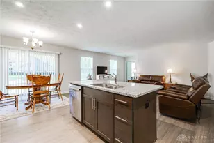 316 Warm Springs Dr, Fairborn, OH 45324 - Photo 17