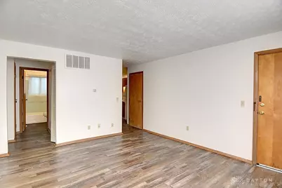 2724 Enterprise #C, Dayton, OH 45420 - Photo 5