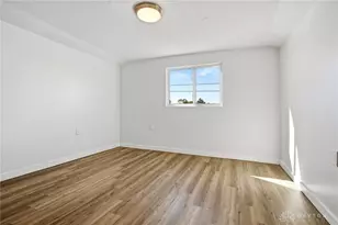 2520 Harshman Rd, Dayton, OH 45424 - Photo 31