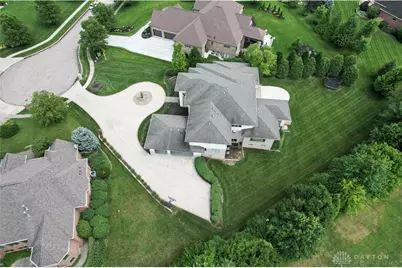 1029 Stay Lit Court, Bellbrook, OH 45305 - Photo 3