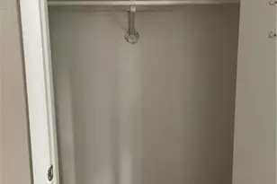 410 N Cherrywood Ave, Dayton, OH 45403 - Photo 19