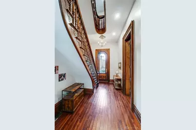 208 W Monument Avenue, Dayton, OH 45402 - Photo 15