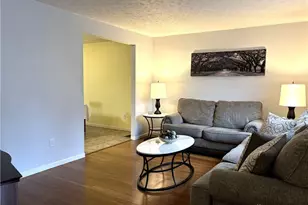 1890 Stedman Ln, Beavercreek, OH 45432 - Photo 5