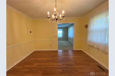 1811 Greenbriar Drive, Troy, OH 45373 - Photo 9