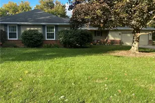 1811 Greenbriar Dr, Troy, OH 45373 - Photo 1