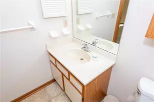 6936 Willow Tree Ln, Dayton, OH 45424 - Photo 19