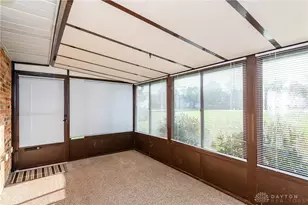 6936 Willow Tree Ln, Dayton, OH 45424 - Photo 27