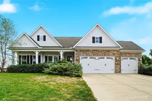 3318 Heatherstone Dr, Troy, OH 45373 - Photo 3