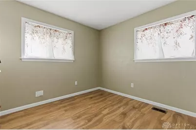 6596 Oak Hill Drive, Enon Vlg, OH 45323 - Photo 19