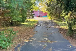 8721 Haddix Rd, Fairborn, OH 45324 - Photo 13