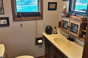 8721 Haddix Rd, Fairborn, OH 45324 - Photo 7