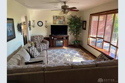 8721 Haddix Road, Fairborn, OH 45324 - Photo 5