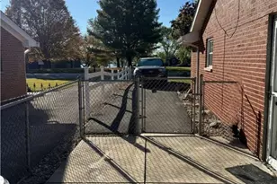 3710 N Lakeshore Dr, New Jasper Twp, OH 45335 - Photo 21