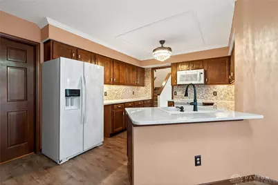 587 Cottingwood Court, Dayton, OH 45429 - Photo 25