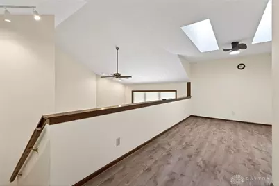 587 Cottingwood Court, Dayton, OH 45429 - Photo 31