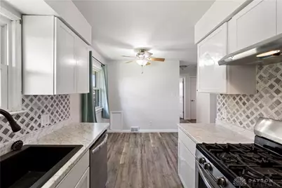 552 N Tionda Drive, Vandalia, OH 45377 - Photo 11