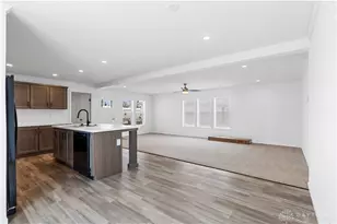 474 Kalynn Cir, Fairborn, OH 45324 - Photo 11