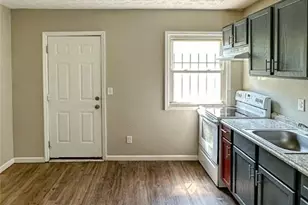 687 Randolph St, Dayton, OH 45417 - Photo 13