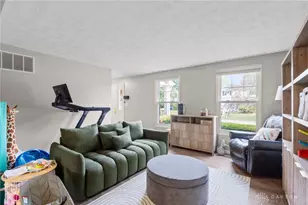 6427 Silver Pheasant Ct, Dayton, OH 45424 - Photo 7