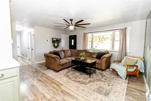 104 Oxford Dr, Greenville, OH 45331 - Photo 9