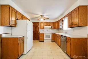 3930 Liebherr Dr, Beavercreek, OH 45430 - Photo 15