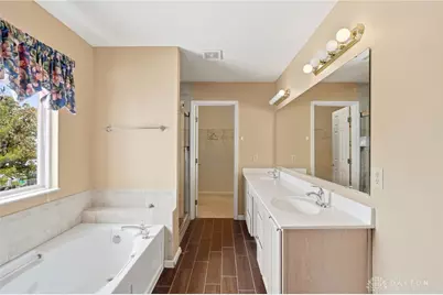 640 Springmill Drive, Springboro, OH 45066 - Photo 37