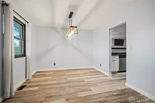 2021 Meadowside Ln, Washington Twp, OH 45458 - Photo 11