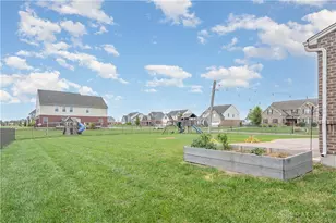 10001 Cobble Brook Dr, Dayton, OH 45458 - Photo 5