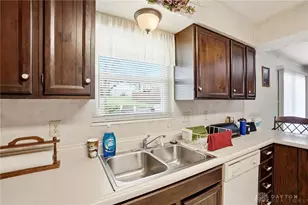 4751 Valley Brook Dr, Englewood, OH 45322 - Photo 17