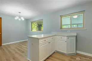 9375 Shawhan Dr, Centerville, OH 45458 - Photo 9