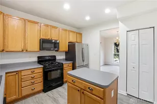 3591 Parliament Ct, Dayton, OH 45431 - Photo 7