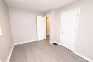 340 Holmes Dr, Fairborn, OH 45324 - Photo 13