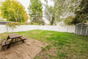 340 Holmes Dr, Fairborn, OH 45324 - Photo 33